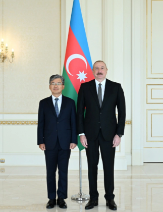 İlham Əliyev Koreya Respublikasının yeni səfirinin etimadnaməsini qəbul edib