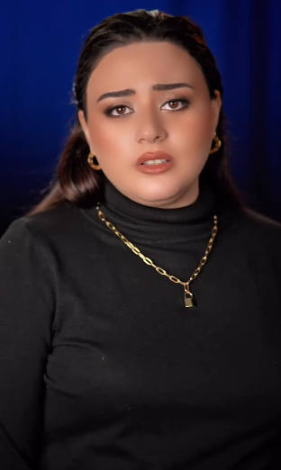 Almaxanım Əhmədlidən YENİ FOTOLAR