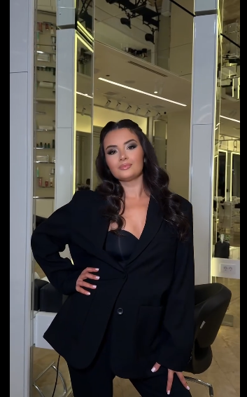 Aysel Teymurzadənin yeni görüntüsü AĞILLARI BAŞDAN ALDI - FOTO