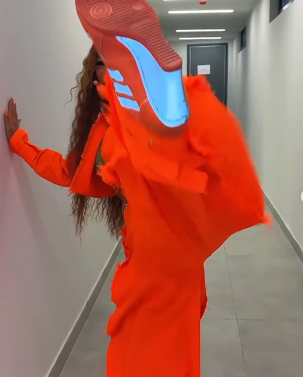 Aygün Kazımova GÖRÜNÜŞÜ İLƏ GÖZ QAMAŞDIRDI - FOTOLAR