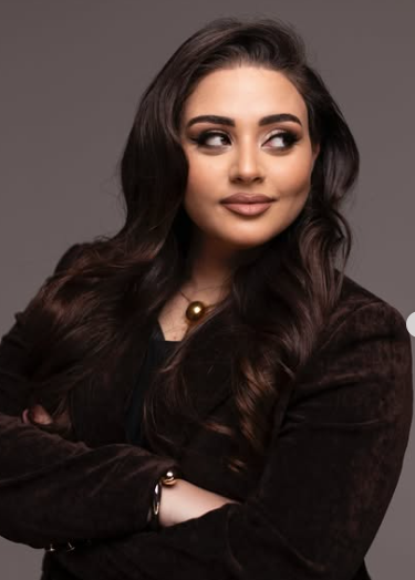 Almaxanımın yeni görüntüsü TƏƏCCÜBLƏNDİRDİ - FOTO