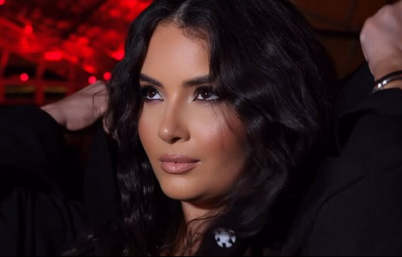 Aysel Teymurzadənin yeni görüntüsü AĞILLARI BAŞDAN ALDI - FOTO