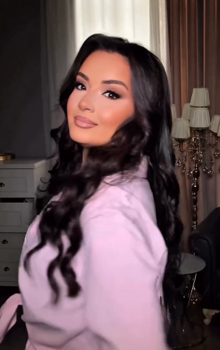 Aysel Teymurzadənin yeni görüntüsü GÖZ QAMAŞDIRDI - FOTO