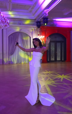 Gülay Zeynallı paylaşımı ilə HAMINI MAT QOYDU - FOTOLAR