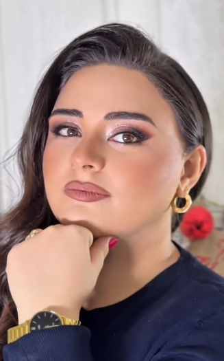 Almaxanım Əhmədli GÖRÜNÜŞÜ İLƏ DİQQƏT ÇƏKDİ - YENİ FOTOLAR