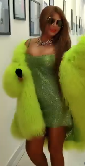 54 yaşlı Aygün Kazımova görünüşü ilə AĞILLARI BAŞDAN ALDI - FOTOLAR