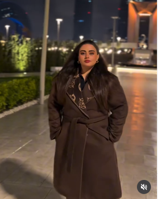 Almaxanım Əhmədlidən YENİ FOTOLAR