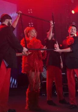 Aygün Kazımovanın yeni görünüşü HAMINI ŞOK ETDİ - FOTOLAR