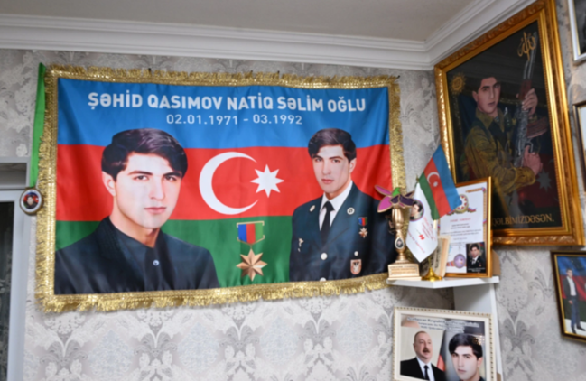 Leyla Əliyeva və Alyona Əliyeva Gəncə Memorial Kompleksini və Milli Qəhrəman Natiq Qasımovun ailəsini ziyarət ediblər