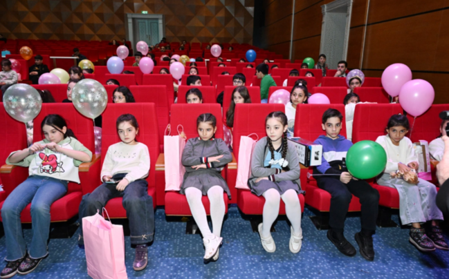 Gəncə Dövlət Dram Teatrında "İsi və Piti" animasiya serialının premyerası olub