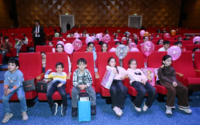 Gəncə Dövlət Dram Teatrında "İsi və Piti" animasiya serialının premyerası olub