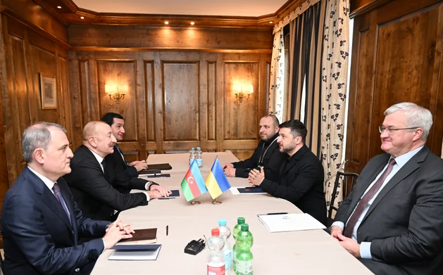 Prezident İlham Əliyevin Münhendə Ukrayna Prezidenti Volodimir Zelenski ilə görüşü olub - YENİLƏNİB