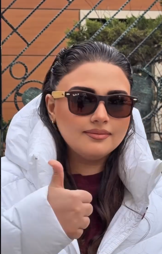 Almaxanım Əhmədlidən YENİ FOTOLAR