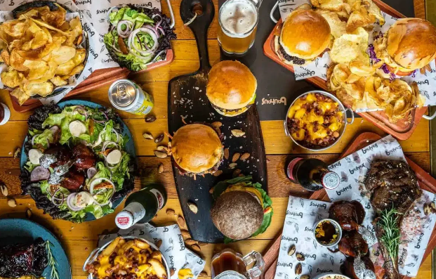 Sevdiyiniz yemək xarakteriniz haqqında nə deyir? - Araşdırma