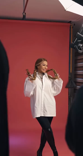 Xalq artistimiz Aygün Kazımova TANINMAZ HALDA - FOTOLAR