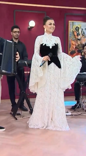 Gülay Zeynallı paylaşımı ilə diqqət çəkdi - FOTO