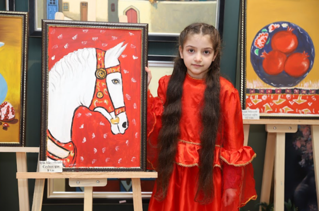 Xətai Sənət Mərkəzində "Milli-mənəvi dəyərlərimiz" adlı incəsənət sərgisi keçirilib - FOTOLAR