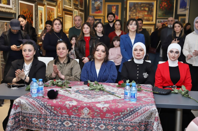 Xətai Sənət Mərkəzində "Milli-mənəvi dəyərlərimiz" adlı incəsənət sərgisi keçirilib - FOTOLAR