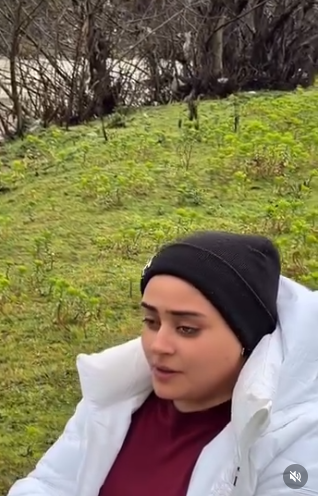 Bu da Almaxanımın MAKİYAJSIZ HALI - FOTOLAR