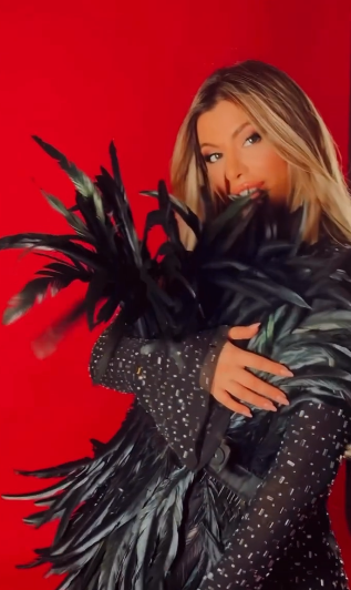 Aygün Kazımovanın qızı TANINMAZ DƏRƏCƏDƏ DƏYİŞDİ - FOTO