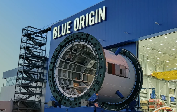 Ceff Bezosun şirkəti Ay tozundan oksigen əldə edən reaktor hazırladı