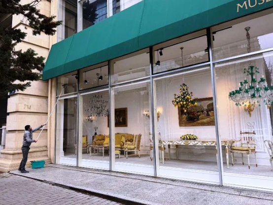 Bakıda yaz mövsümü ilə əlaqədar genişmiqyaslı daxili iməcilik keçirilib - FOTO