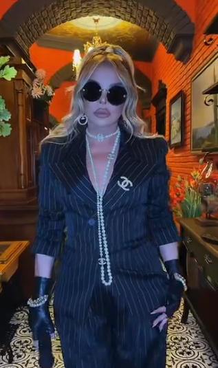 Aygün Kazımova görünüşü ilə TƏƏCCÜBLƏNDİRDİ - FOTOLAR