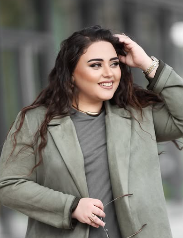 Almaxanım yeni GÖRÜNÜŞÜ İLƏ DİQQƏT ÇƏKDİ - FOTOLAR