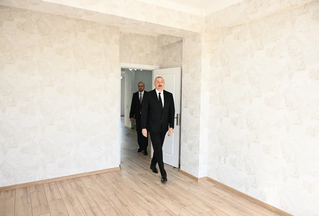Prezident İlham Əliyev Zəngilan şəhərində inşa olunmuş ilk yaşayış kompleksinin açılışında iştirak edib - FOTO - VİDEO