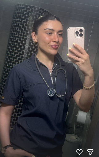 Ülviranın modelə bənzəyən qızı gözəlliyi ilə HEYRAN EDİR - YENİ FOTO