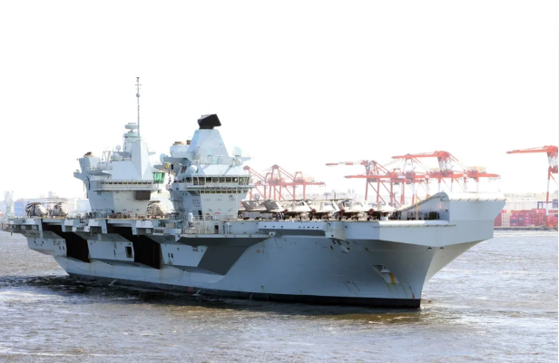 Britaniyanın aviadaşıyıcısı NATO təlimlərində sıradan çıxdı
