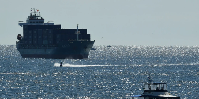 UKMTO: Oman sahillərində tanker zədələnib