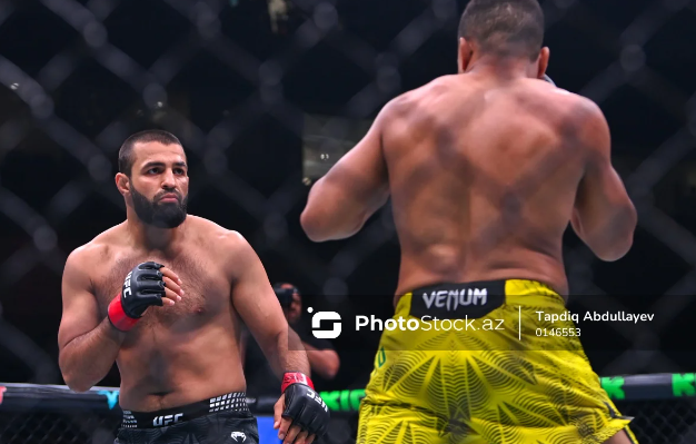 "UFC Fight Night Baku"da Tahir Abdullayevdən İLK QƏLƏBƏ