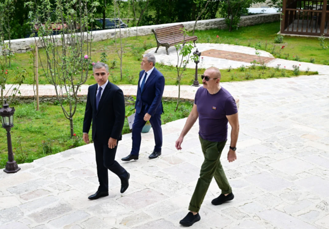 Prezident İlham Əliyev Şuşada "Yasəmən" hotelinin yeni korpusları ilə tanış olub - FOTO