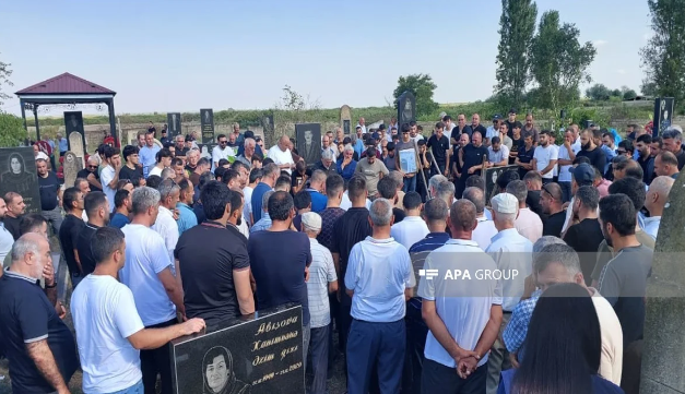 Odessa yaxınlığında vurulan gəminin kapitanı dəfn edildi - FOTO