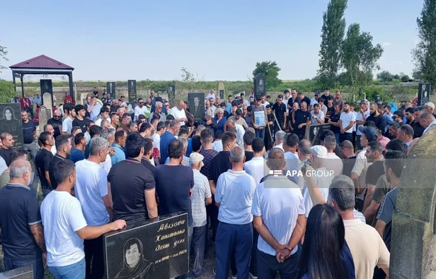Odessa yaxınlığında vurulan gəminin kapitanı dəfn edildi - FOTO