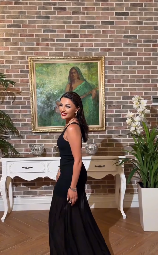 Gülay Zeynallı yeni görünüşü ilə DİQQƏT ÇƏKDİ - FOTO