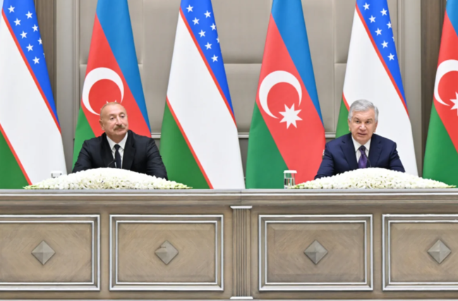 Azərbaycan və Özbəkistan prezidentləri mətbuata bəyanatlarla çıxış ediblər - FOTO
