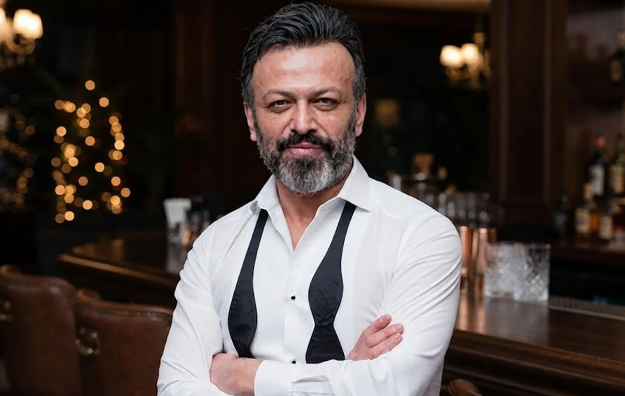 Məşhur türkiyəli aktyor evində ÖLÜ TAPILDI