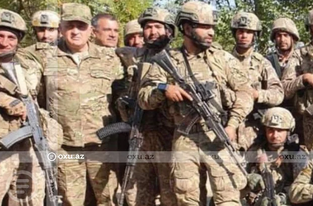 Vətən müharibəsi iştirakçısı daşlara həkk olunan məsuliyyətsizlikdən danışdı: "Şəhidlərin adları qəlbimizə yazılıb" - FOTO - VİDEO