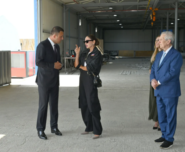 Prezident İlham Əliyev Hərbi Dəniz Qüvvələrində olub - FOTO