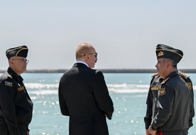 Prezident İlham Əliyev Hərbi Dəniz Qüvvələrində olub - FOTO