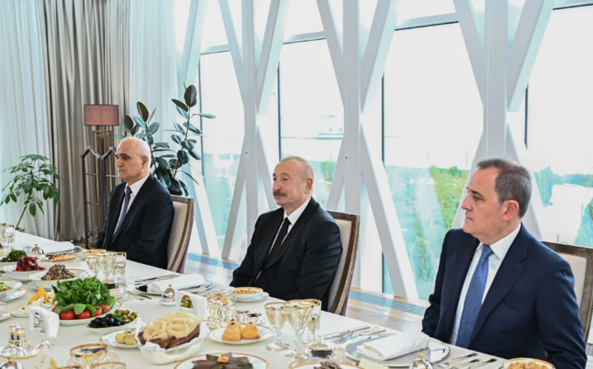 Azərbaycan Prezidenti və Çeçenistan başçısı birgə nahar ediblər - Foto