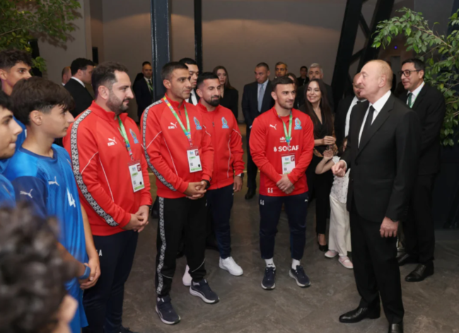 Prezident İlham Əliyev FIFA U-15 dünya çempionatının və festivalının açılış mərasimini izləyib - YENİLƏNİB+Foto/Video