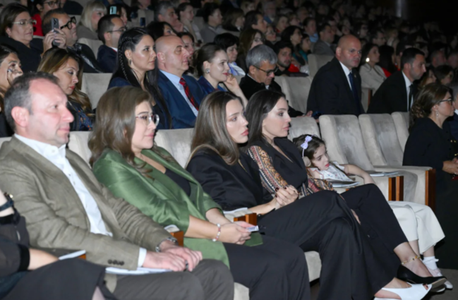 Bakıda "Turandot" tamaşasının premyerası baş tutub - Foto