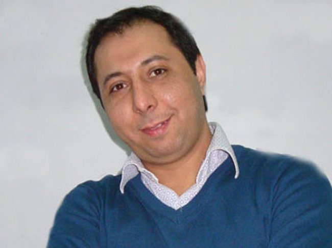 Bu da aktyor Elməddinin heç yerdə görmədiyiniz anası Südabə xanım - FOTO