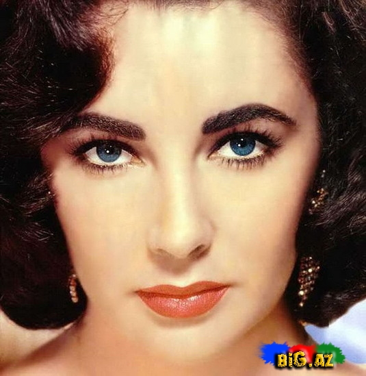 Bu qadınların gözəl gözləri - FOTO