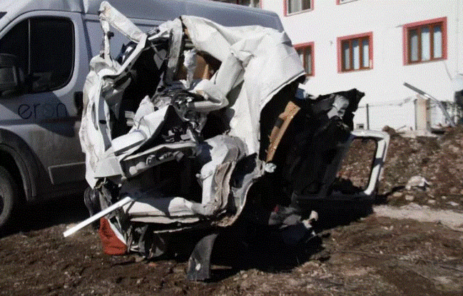 Dağıntılardan çıxarılan avtomobillərin son halı - FOTOLAR