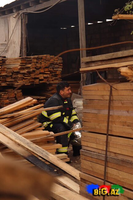 Bakıdakı dəhşətli yanğından FOTOLAR