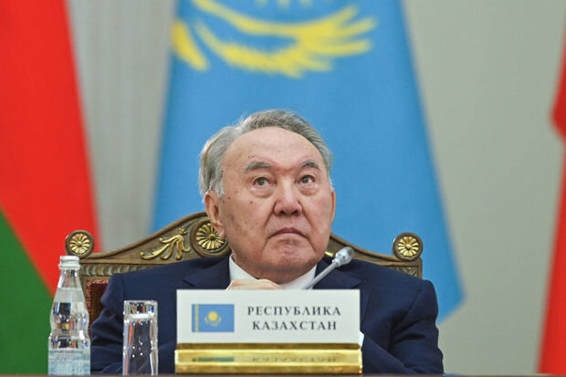 Nazarbayev imtiyazlarından məhrum edilir